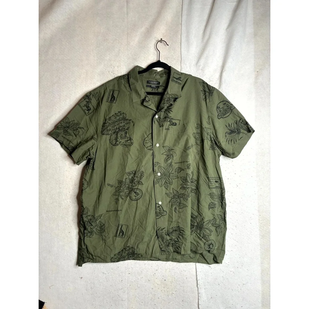 Banana Republic Shirt Mens 2XL Green Black Floral Relaxed Fit Collared Button Up